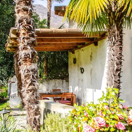 Bed & Blessing / Casa Borgo Guest house Locarno