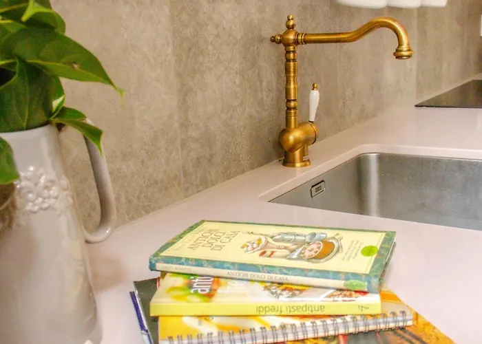 Bed & Blessing / Casa Borgo 洛迦诺