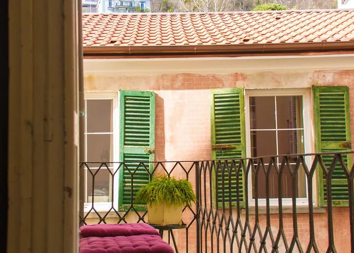 Bed & Blessing / Casa Borgo 招待所 洛迦诺