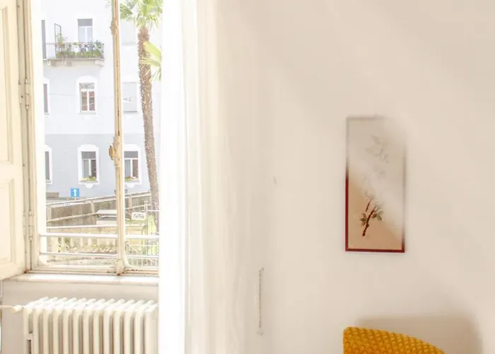 Bed & Blessing / Casa Borgo 洛迦诺